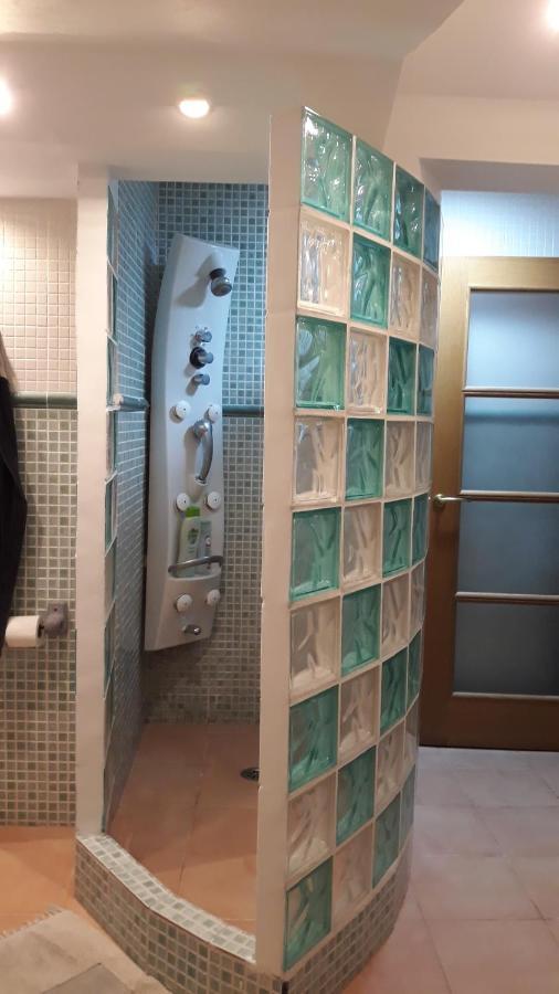 Kostanalu Roomsプレンツィア エクステリア 写真