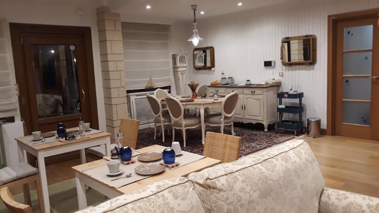 Kostanalu Roomsプレンツィア エクステリア 写真